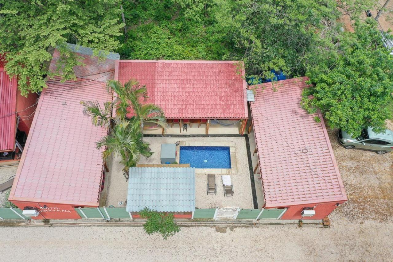 Hotel Mahayana Tamarindo Exterior photo